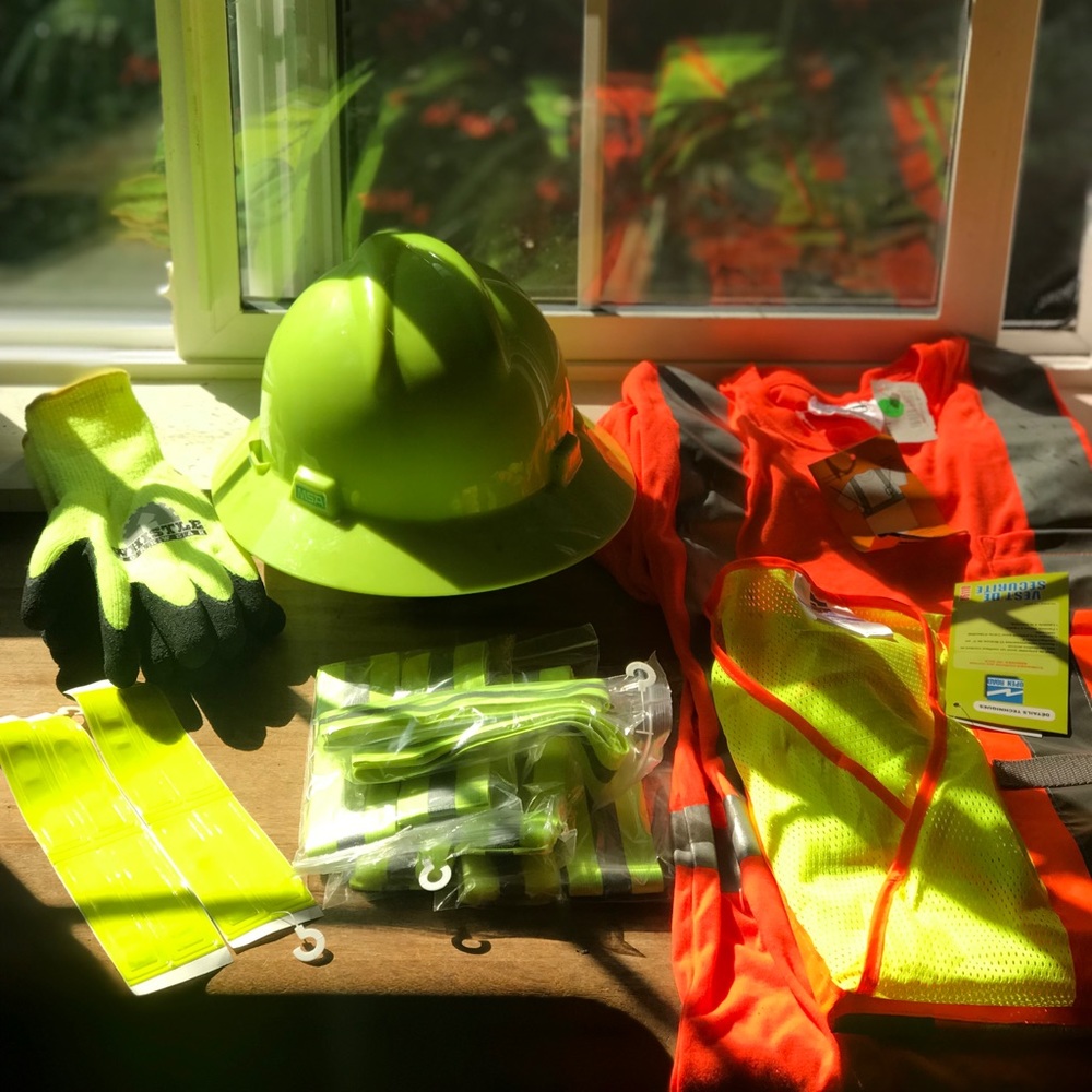 Brand new never used Flaggers set! Includes all you’ll need minus the jacket!